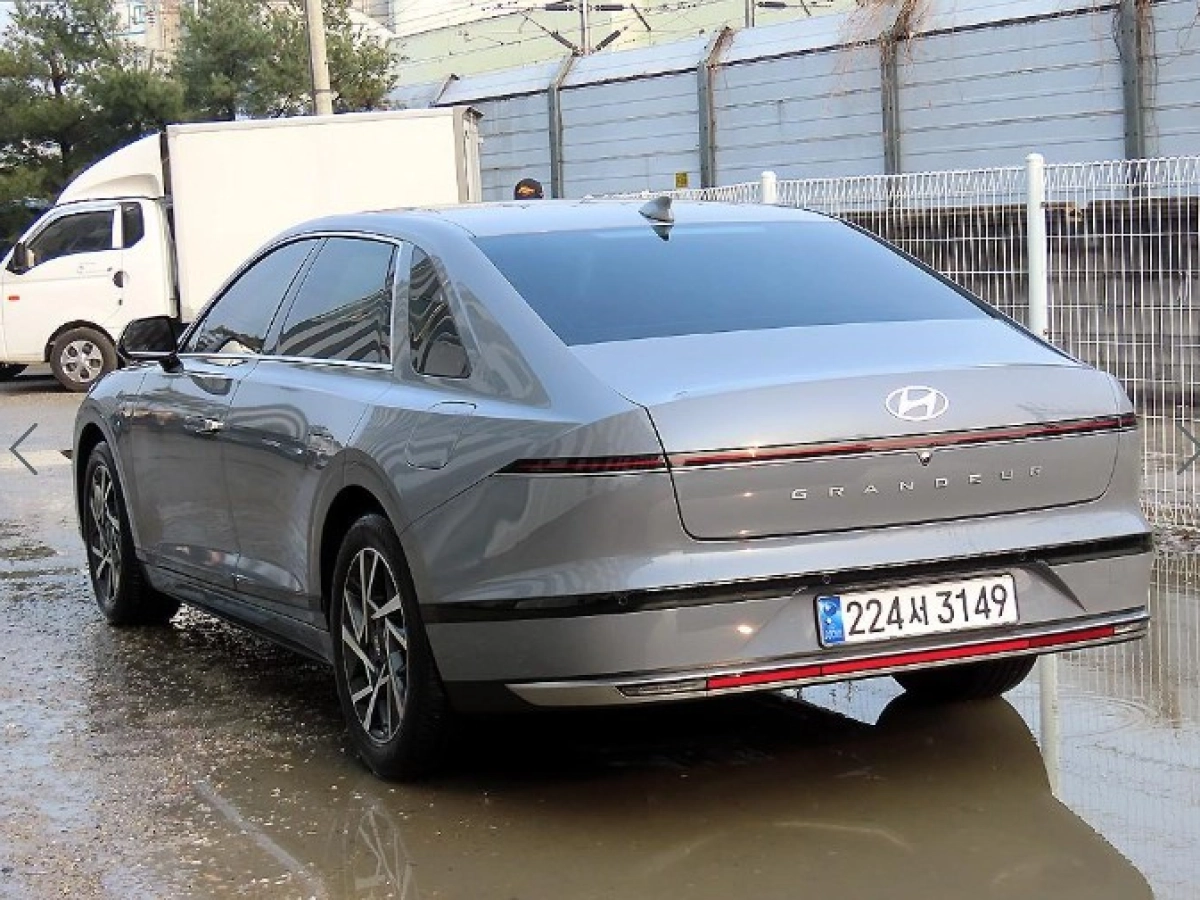 HYUNDAI GRANDEUR HYBRID GN7