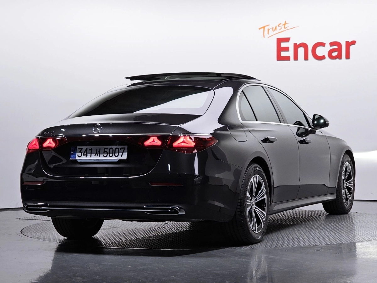 MERCEDES BENZ E-CLASS W214