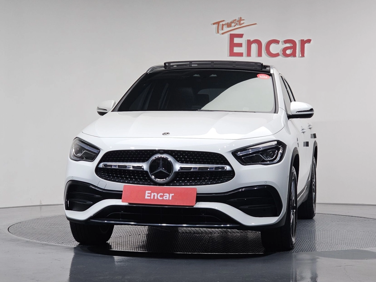 MERCEDES BENZ GLA-CLASS H247