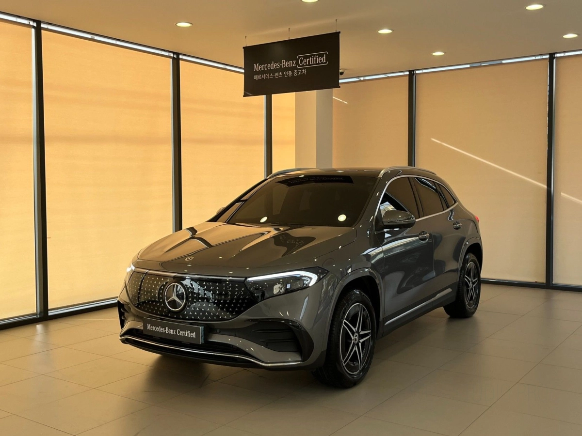 MERCEDES BENZ EQA H243