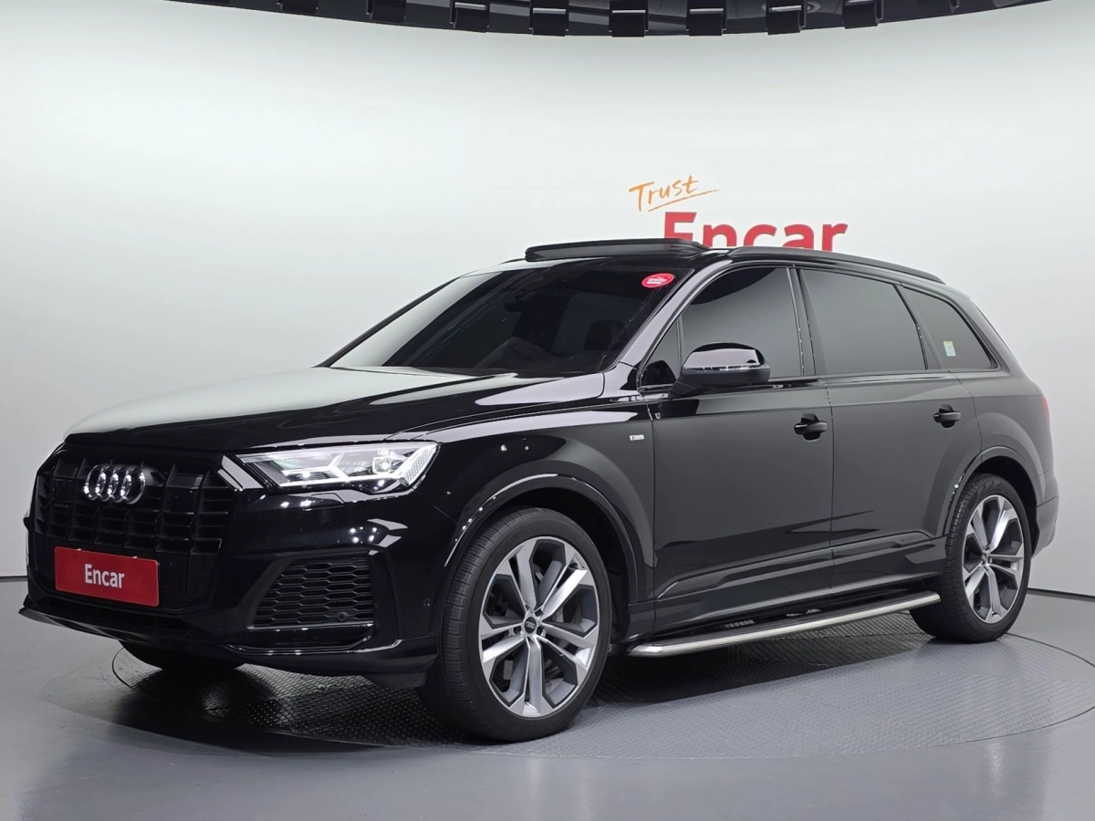 AUDI Q7 4M  2022