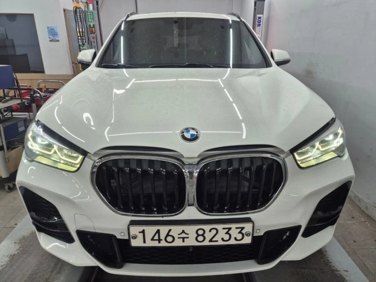 BMW X1 F48  2020