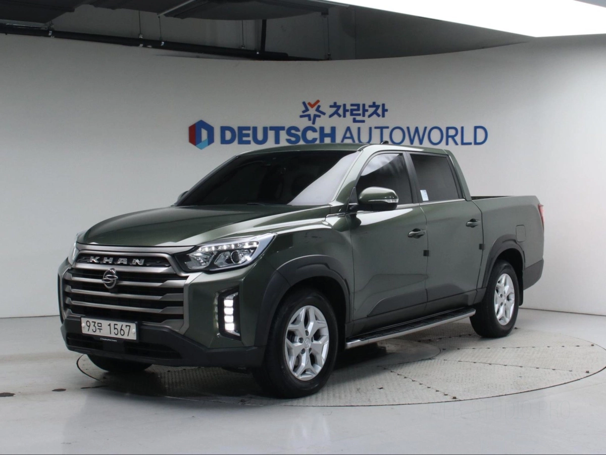 SSANGYONG REXTON SPORTS CAR