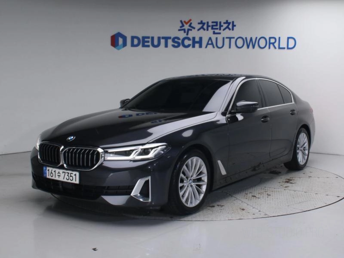 BMW 5-SERIES G30 2022