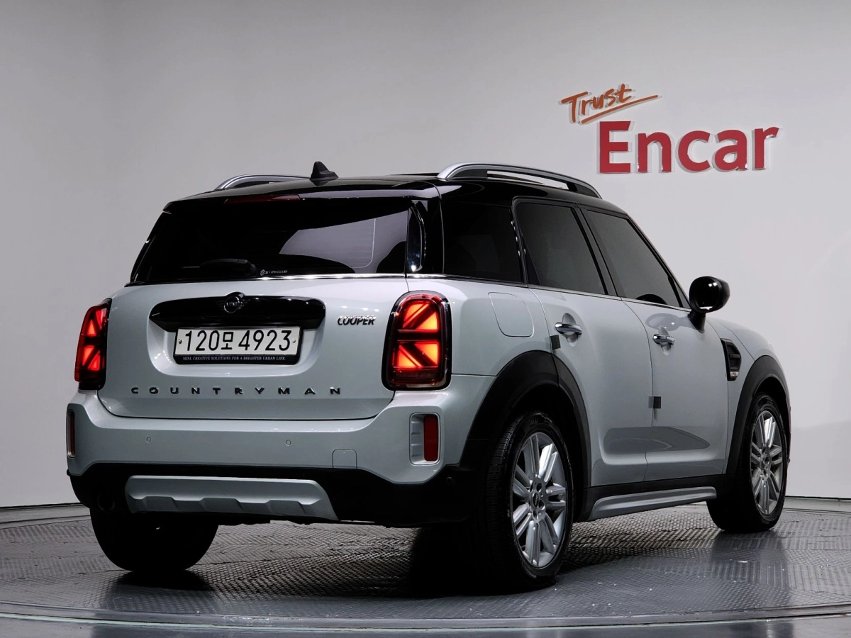 MINI COUNTRYMAN COOPER