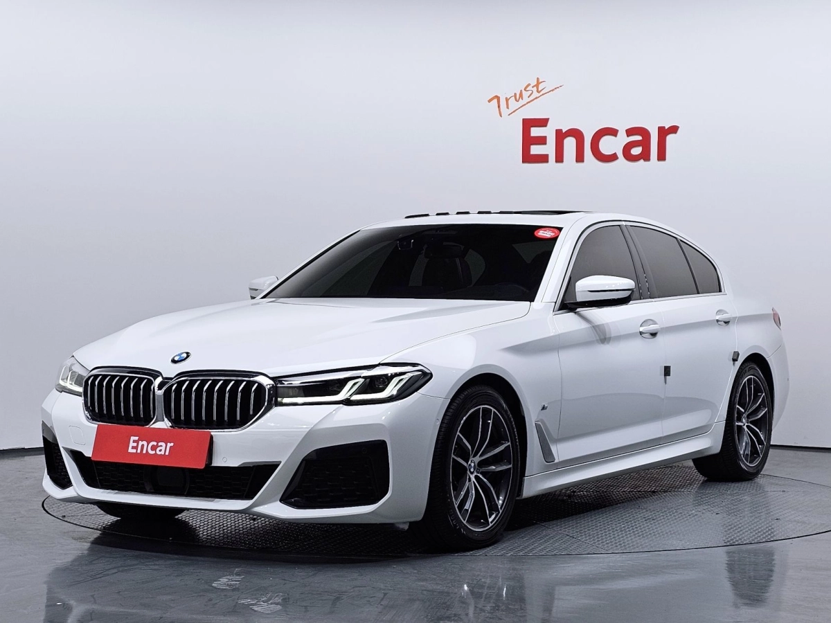 BMW 5-SERIES G30 2020