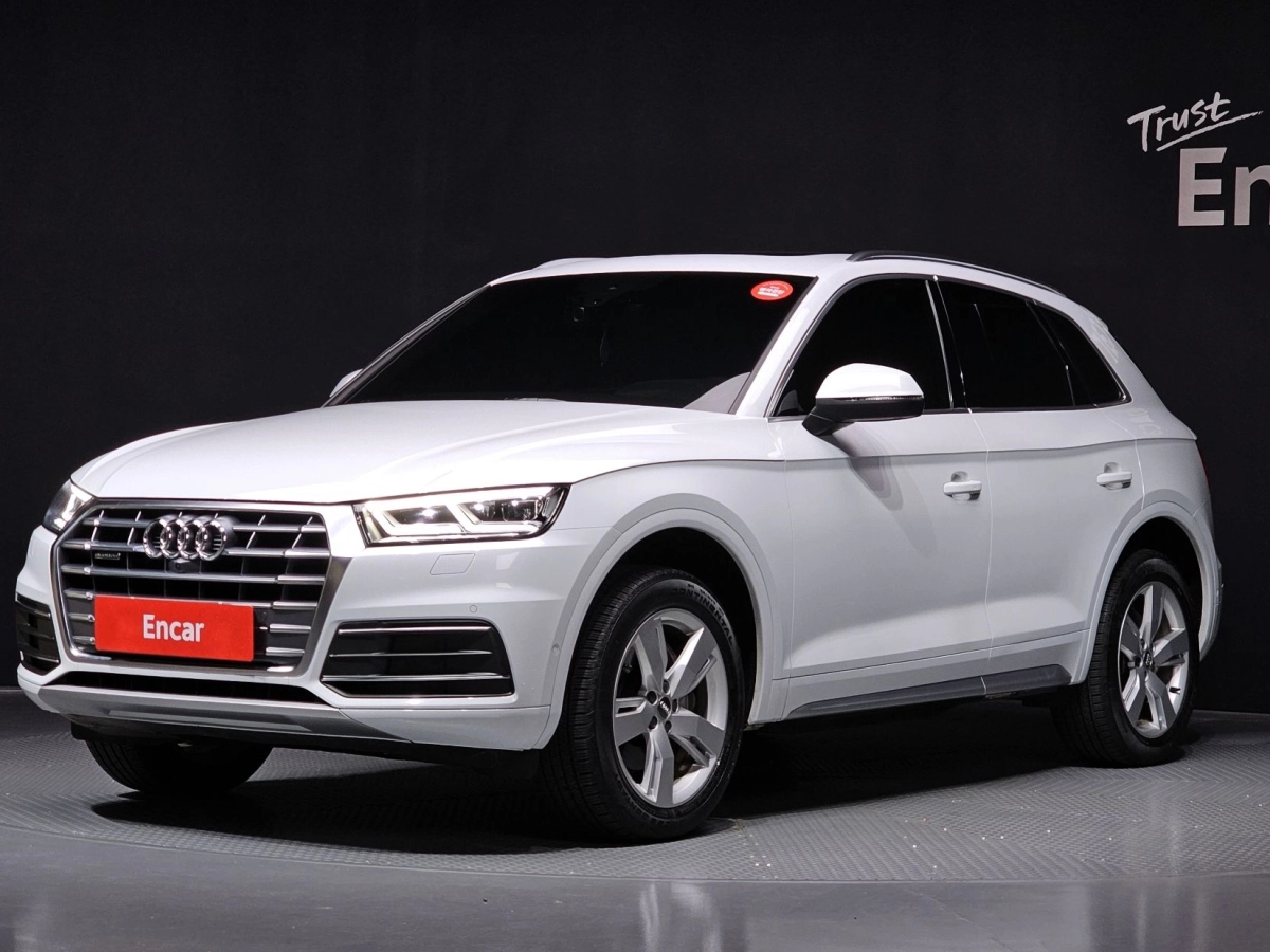 AUDI Q5 FY