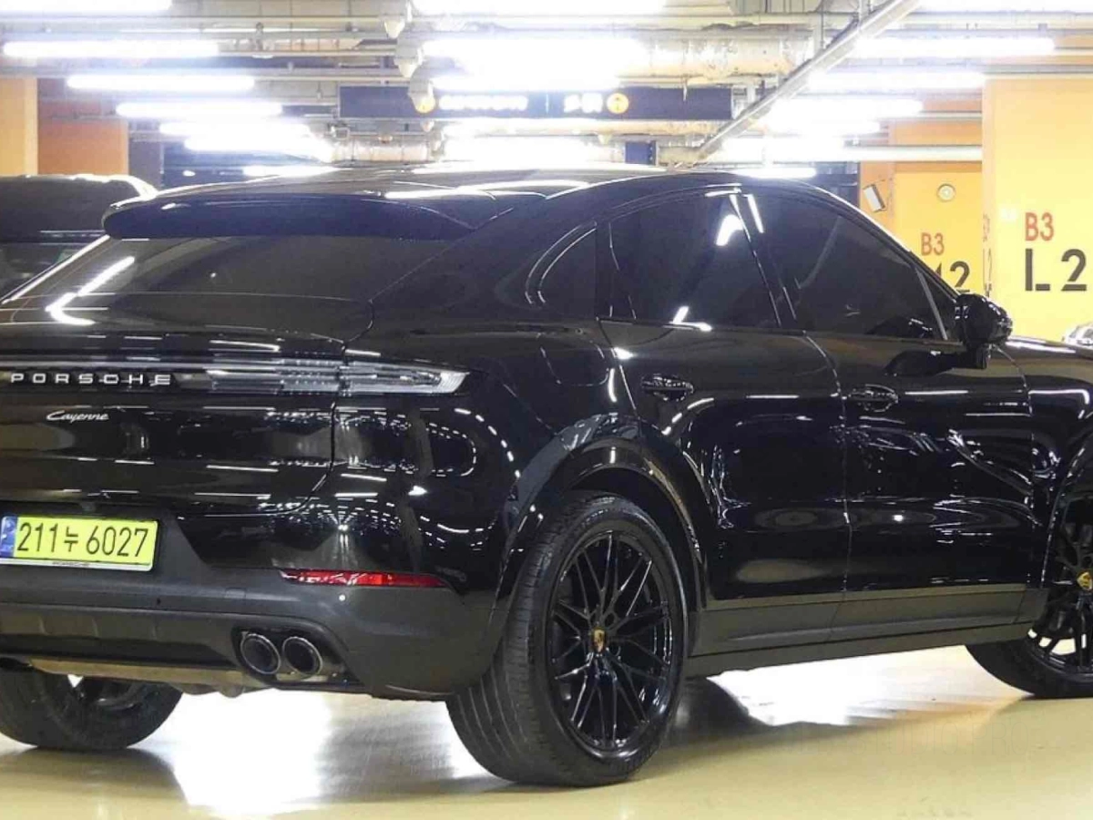 PORSCHE CAYENNE PO536