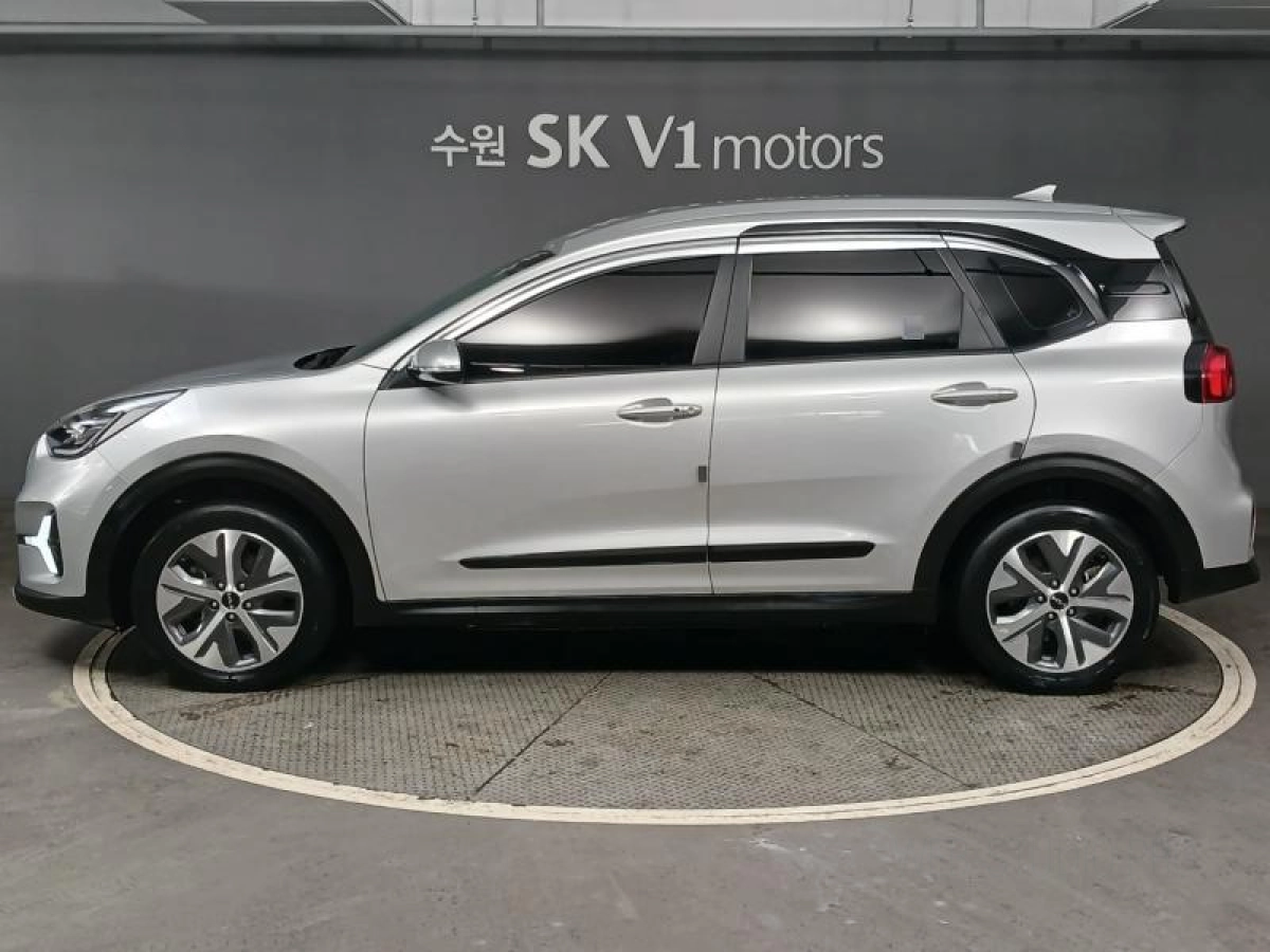 KIA NIRO PLUS