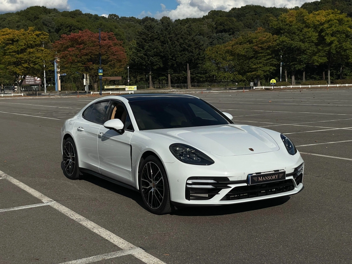 PORSCHE PANAMERA 971