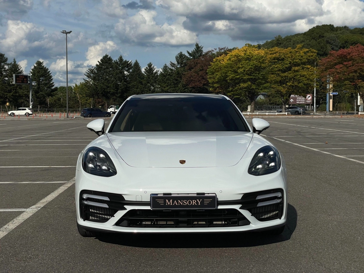 PORSCHE PANAMERA 971