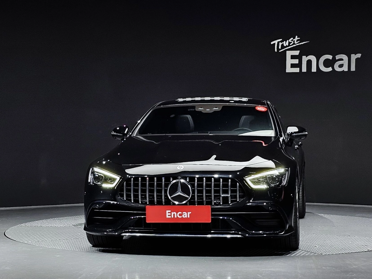 MERCEDES BENZ AMG GT