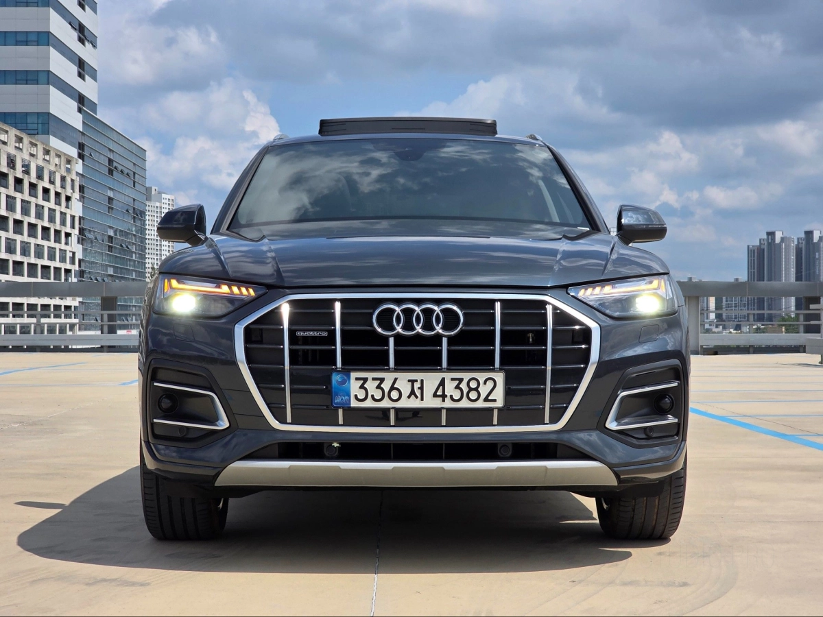 AUDI Q5 FY