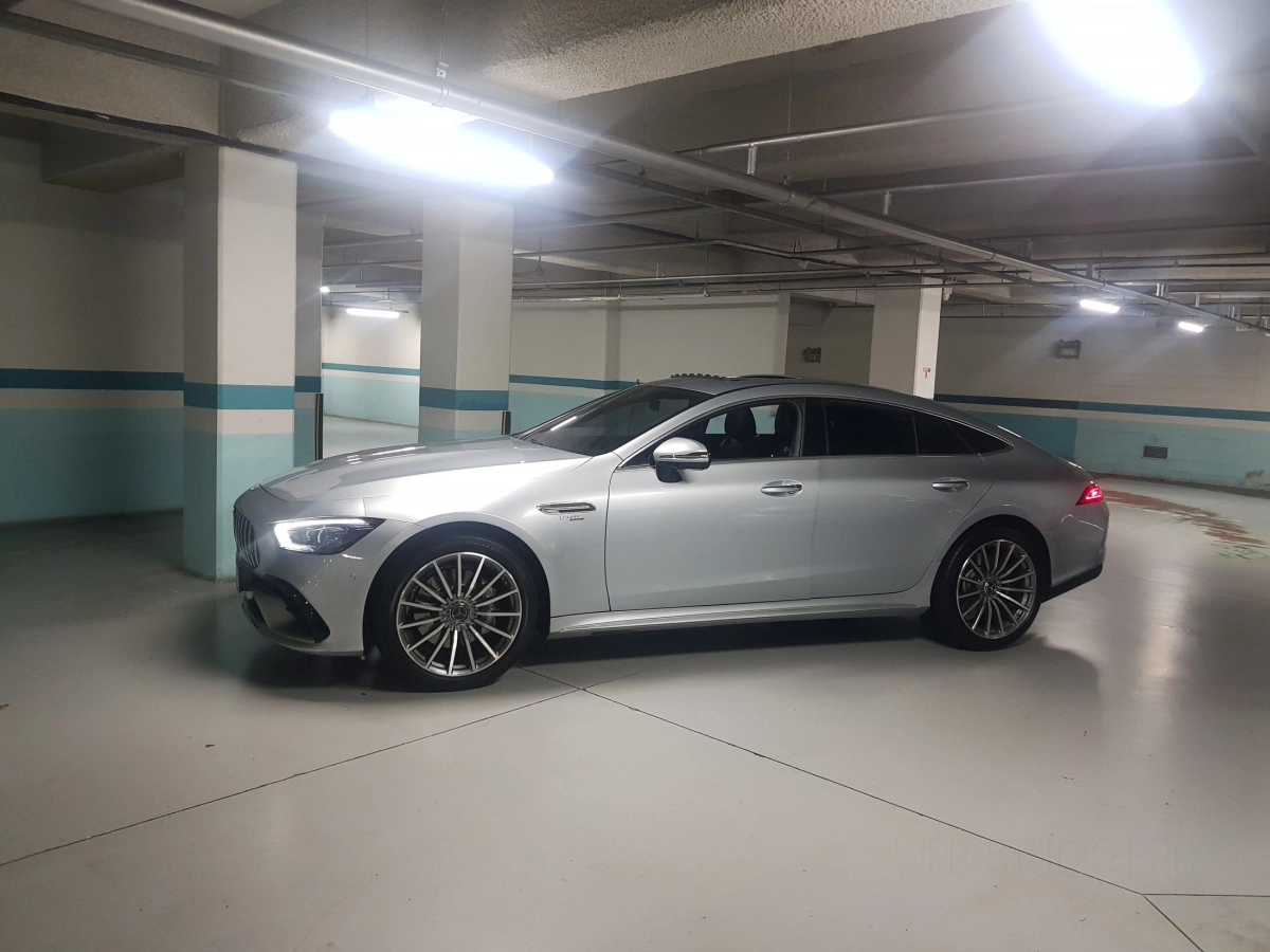 MERCEDES BENZ AMG GT