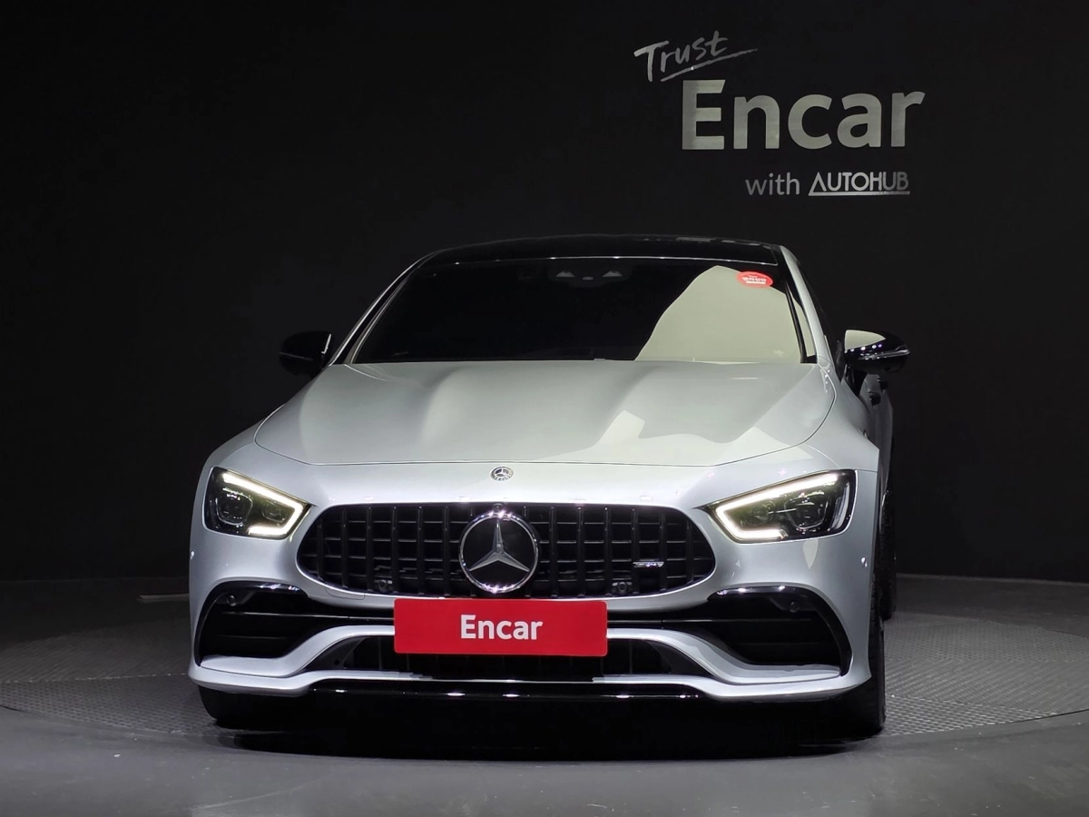 MERCEDES BENZ AMG GT