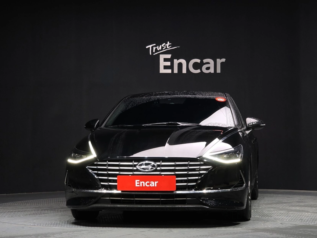 HYUNDAI SONATA HYBRID DN8