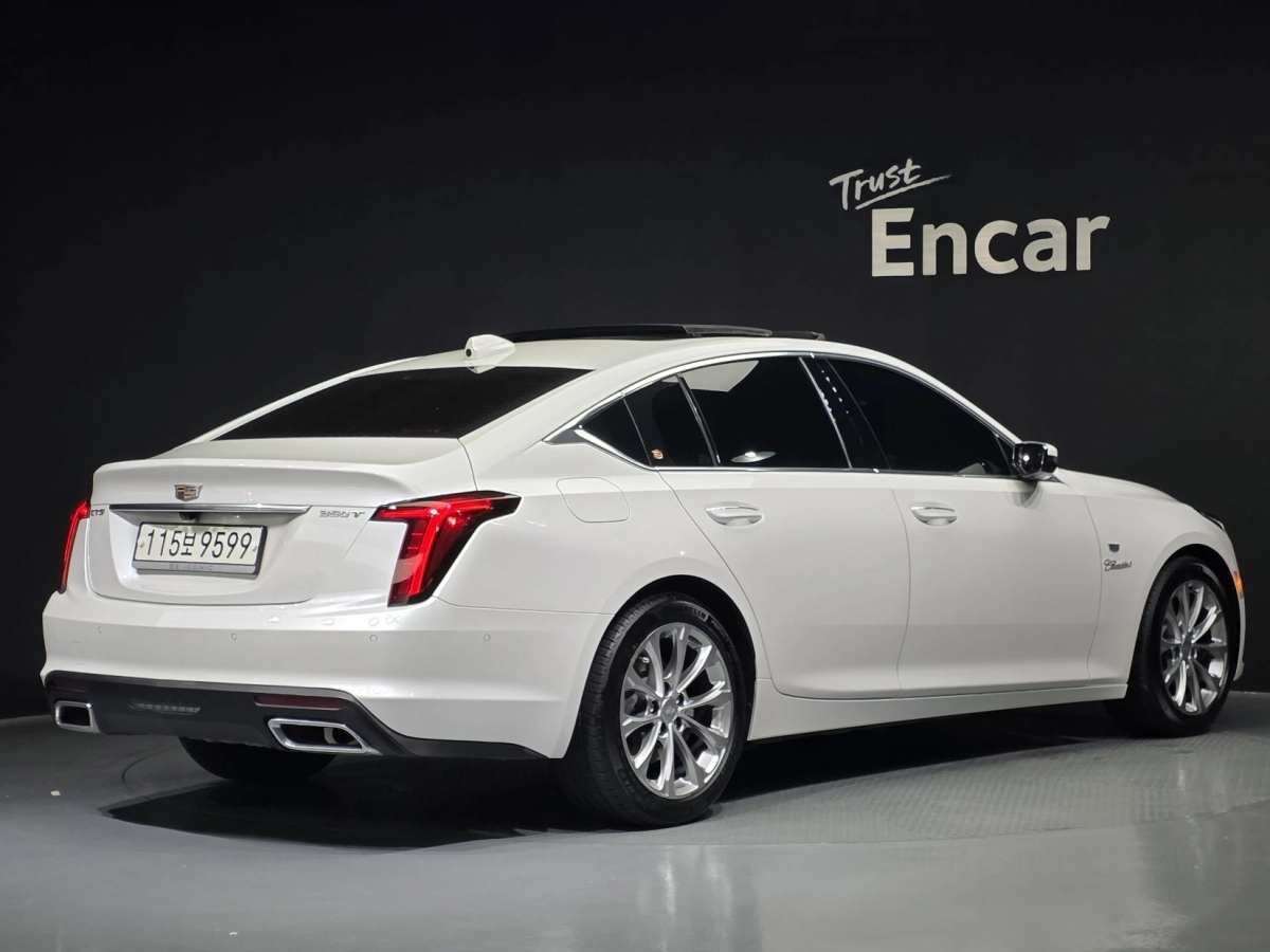 CADILLAC CT5