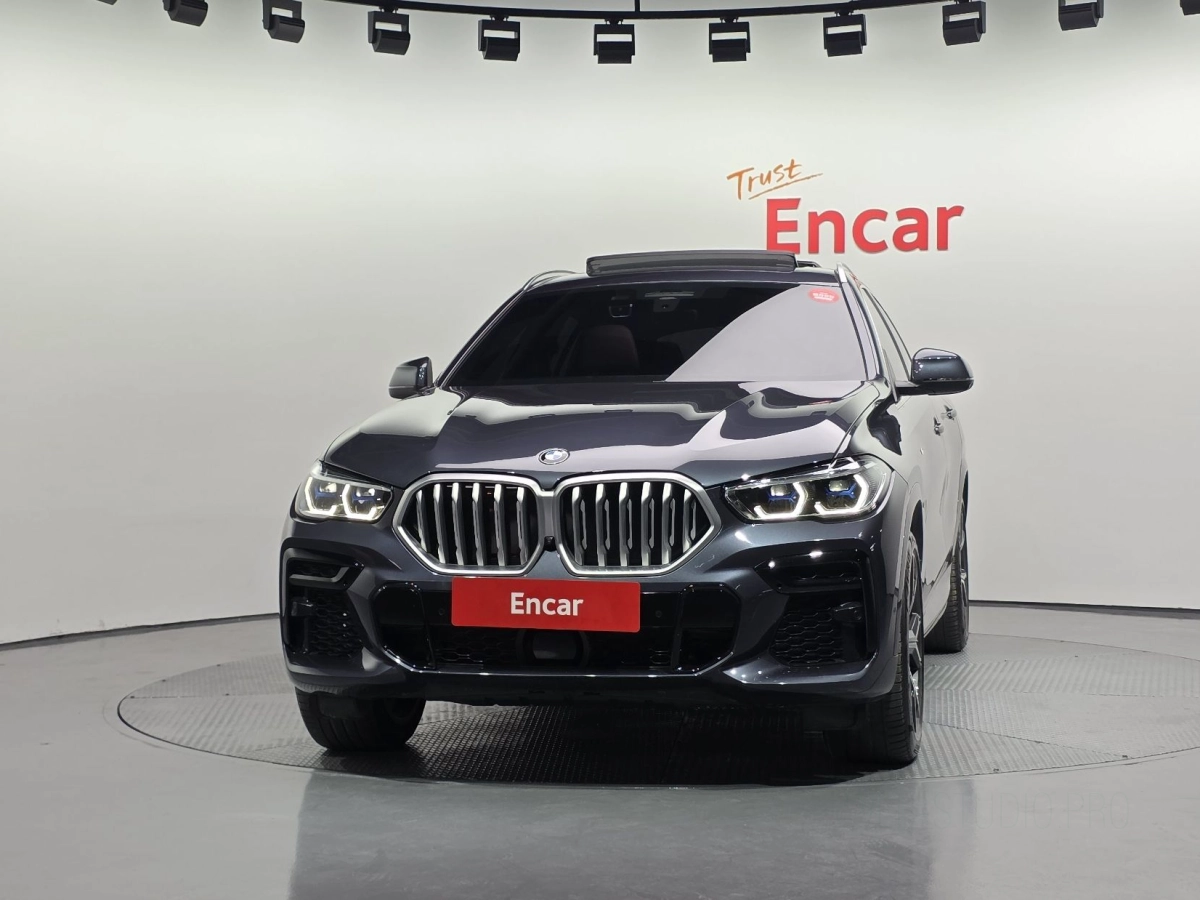 BMW X6 G06