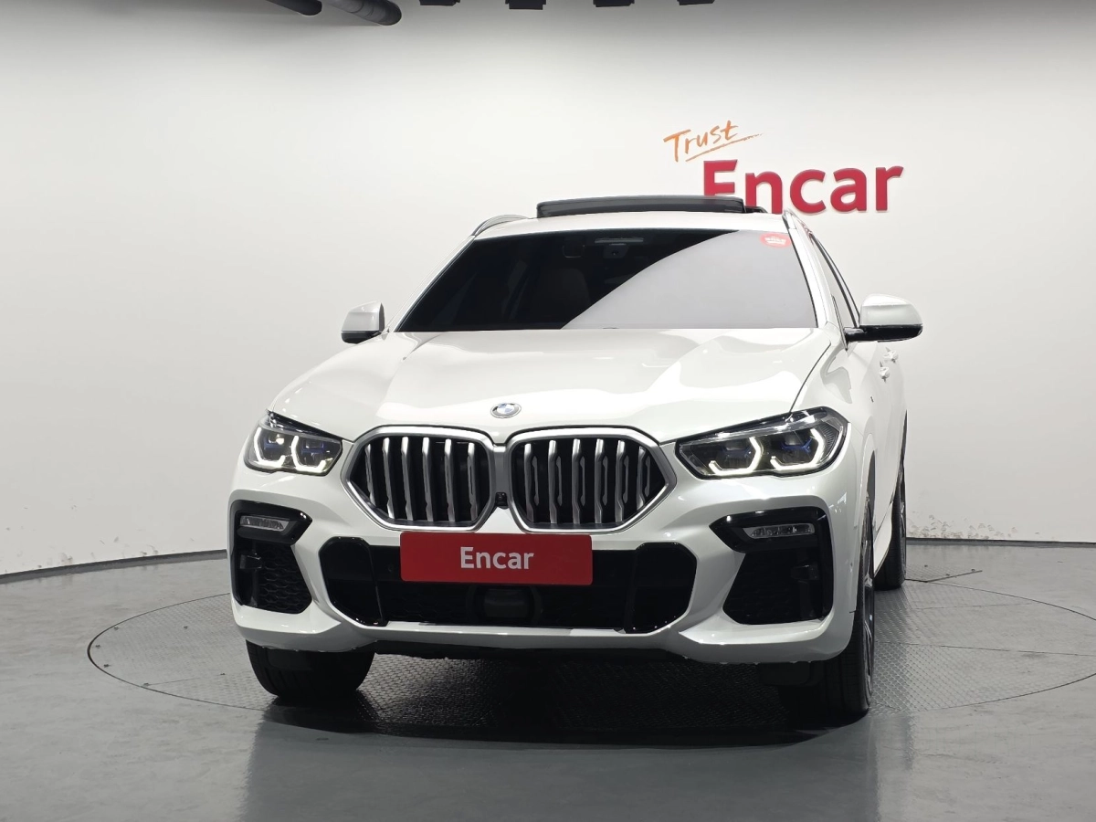 BMW X6 G06