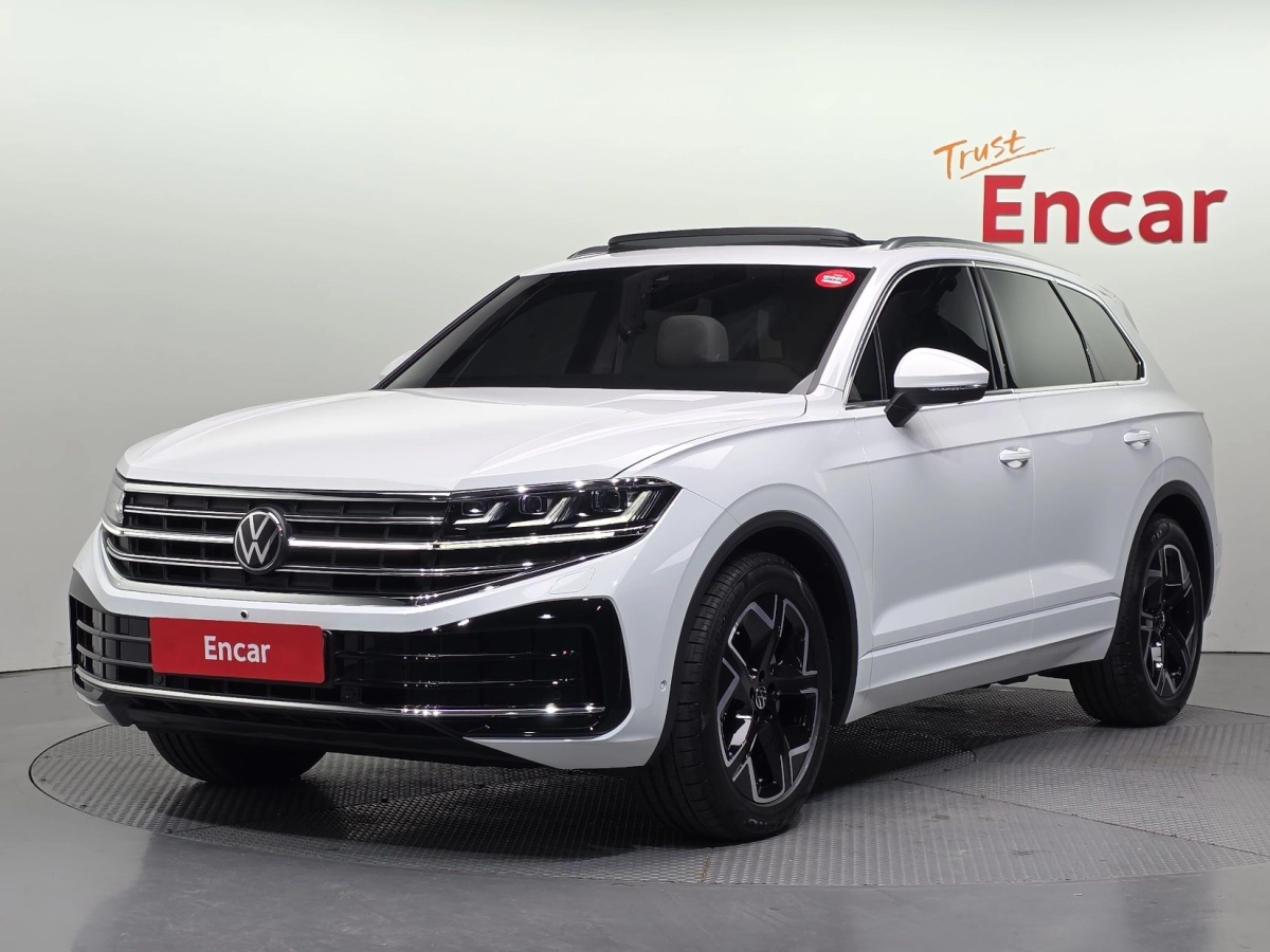 VOLKSWAGEN TOUAREG 2025