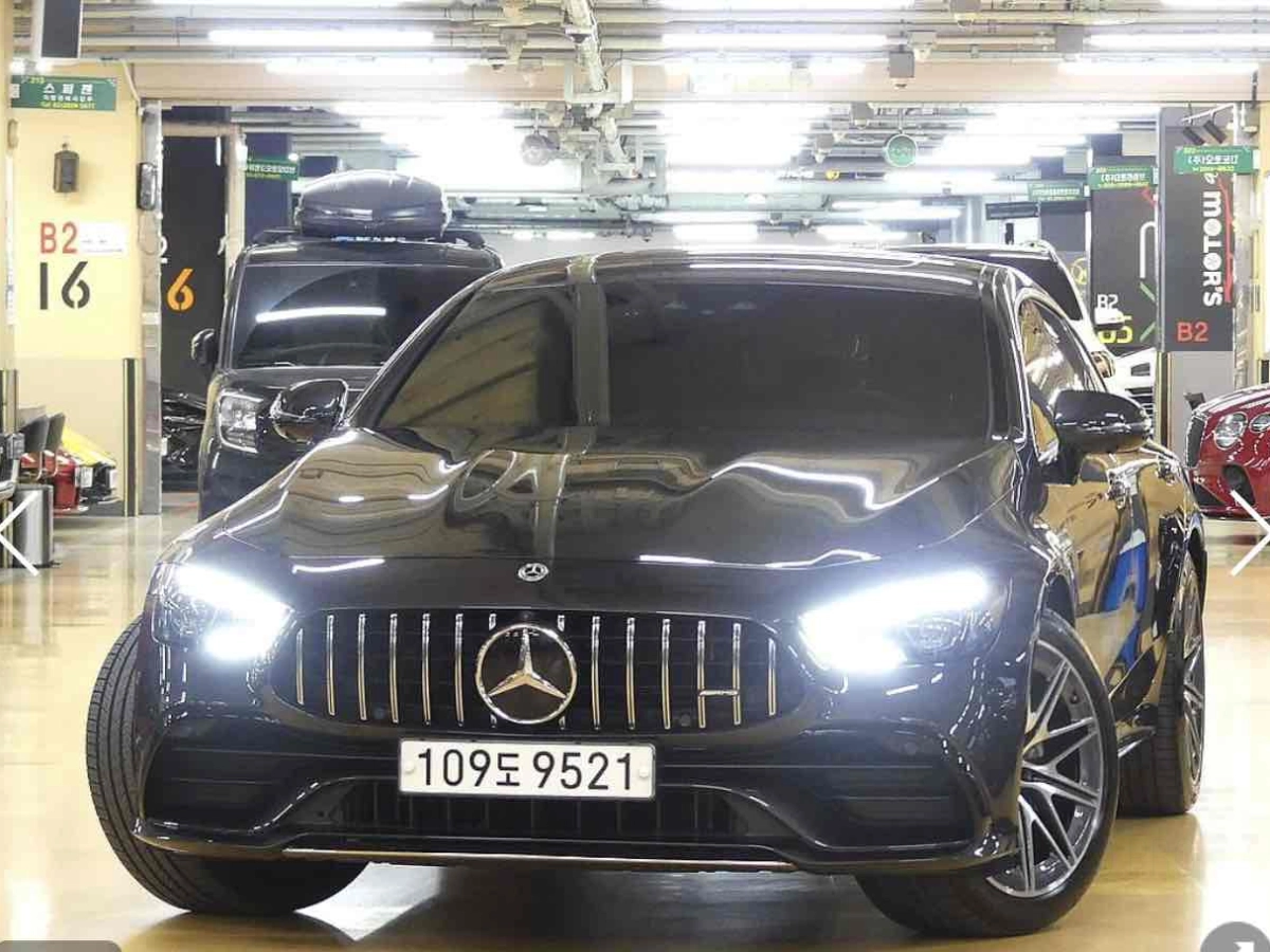 MERCEDES BENZ AMG GT