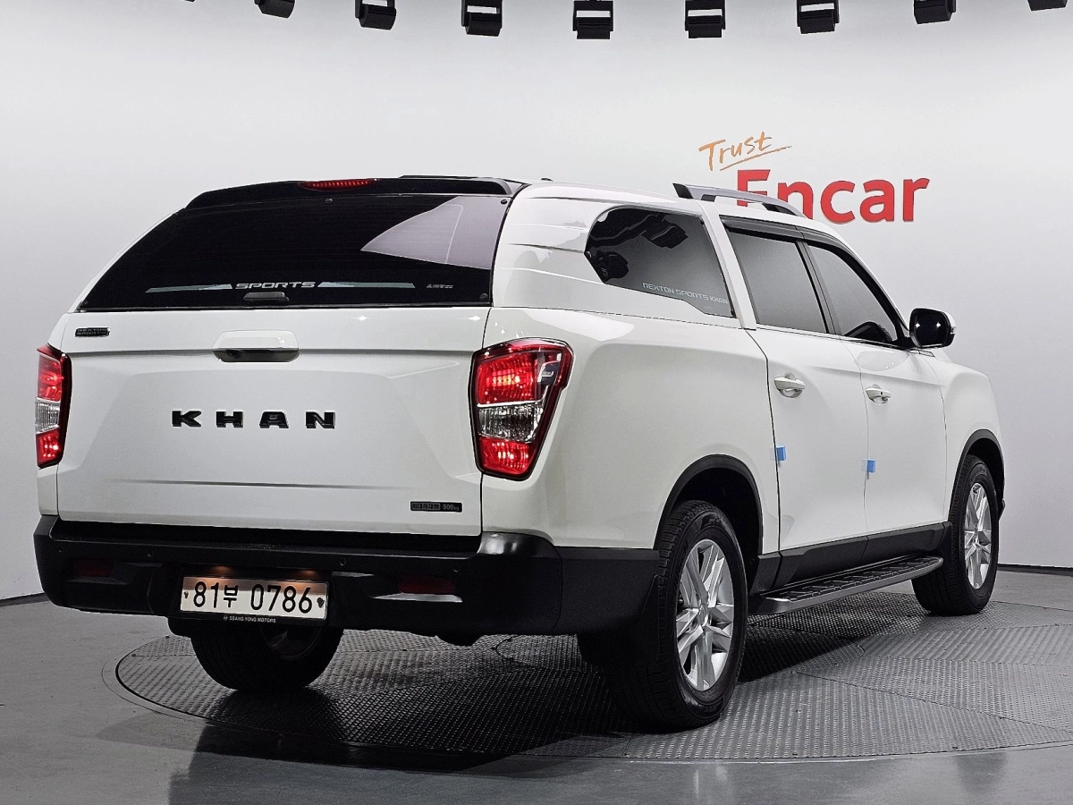 SSANGYONG REXTON SPORTS CAR