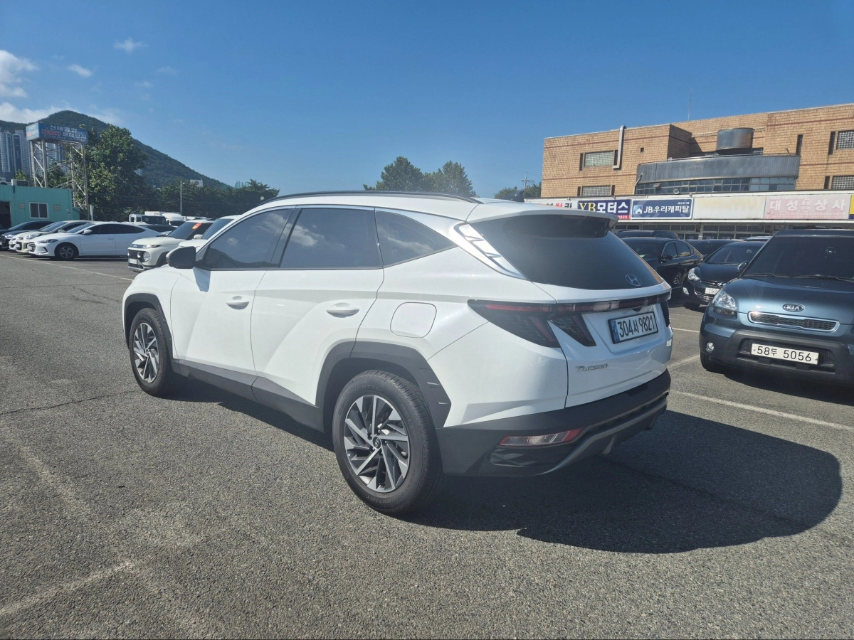 HYUNDAI TUCSON HYBRID NX4