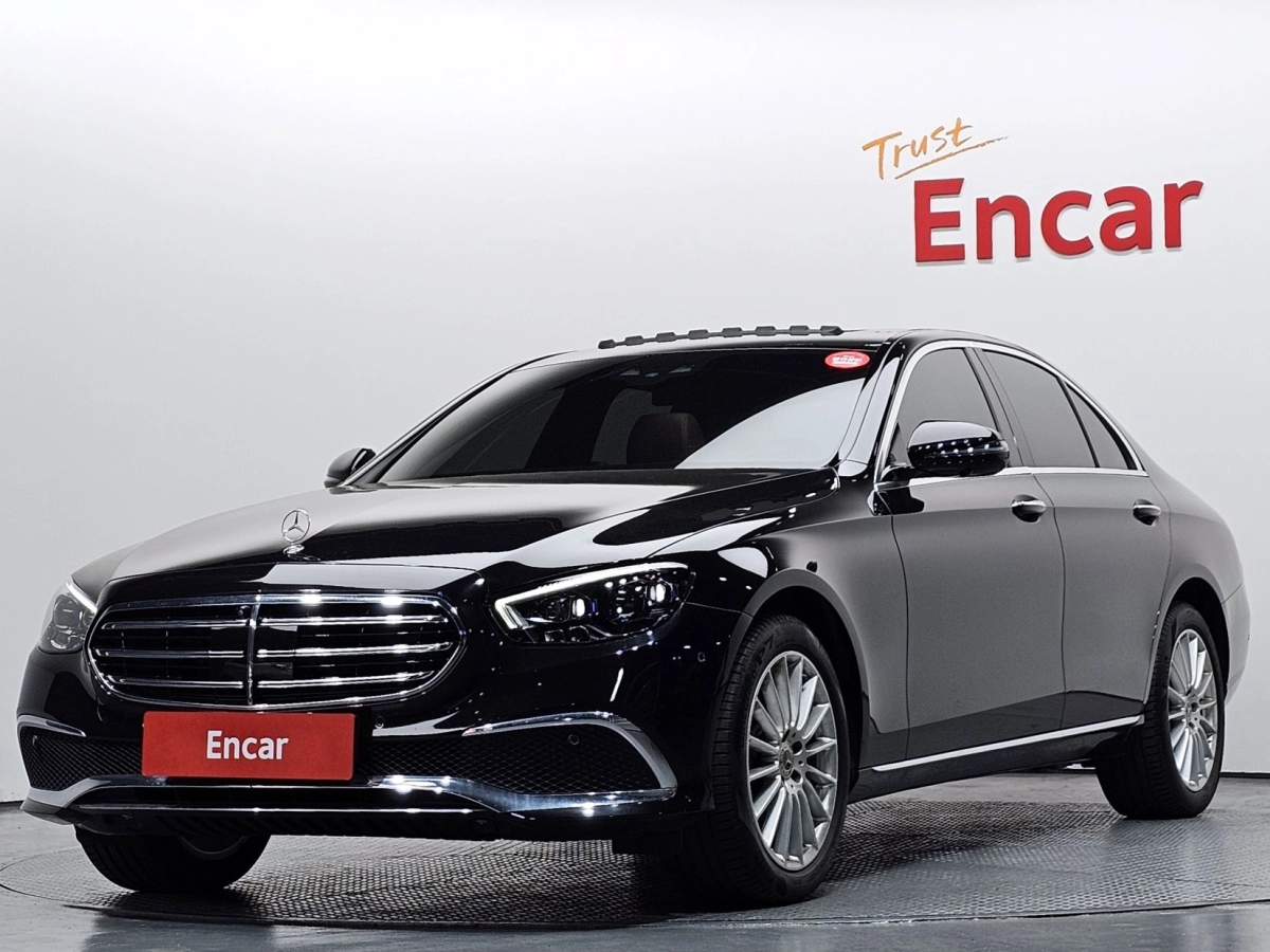 MERCEDES BENZ E-CLASS W213 2023