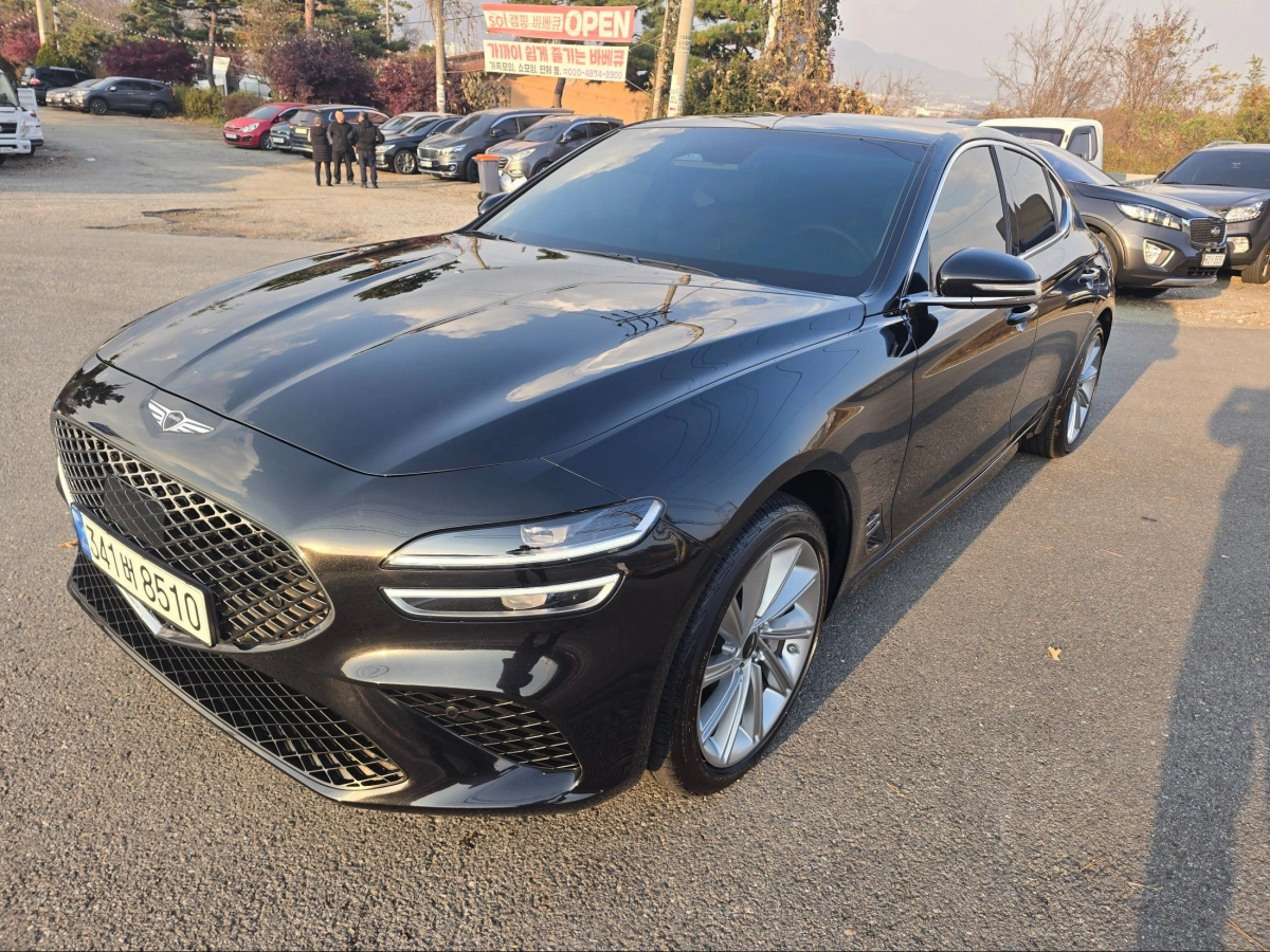 GENESIS G70