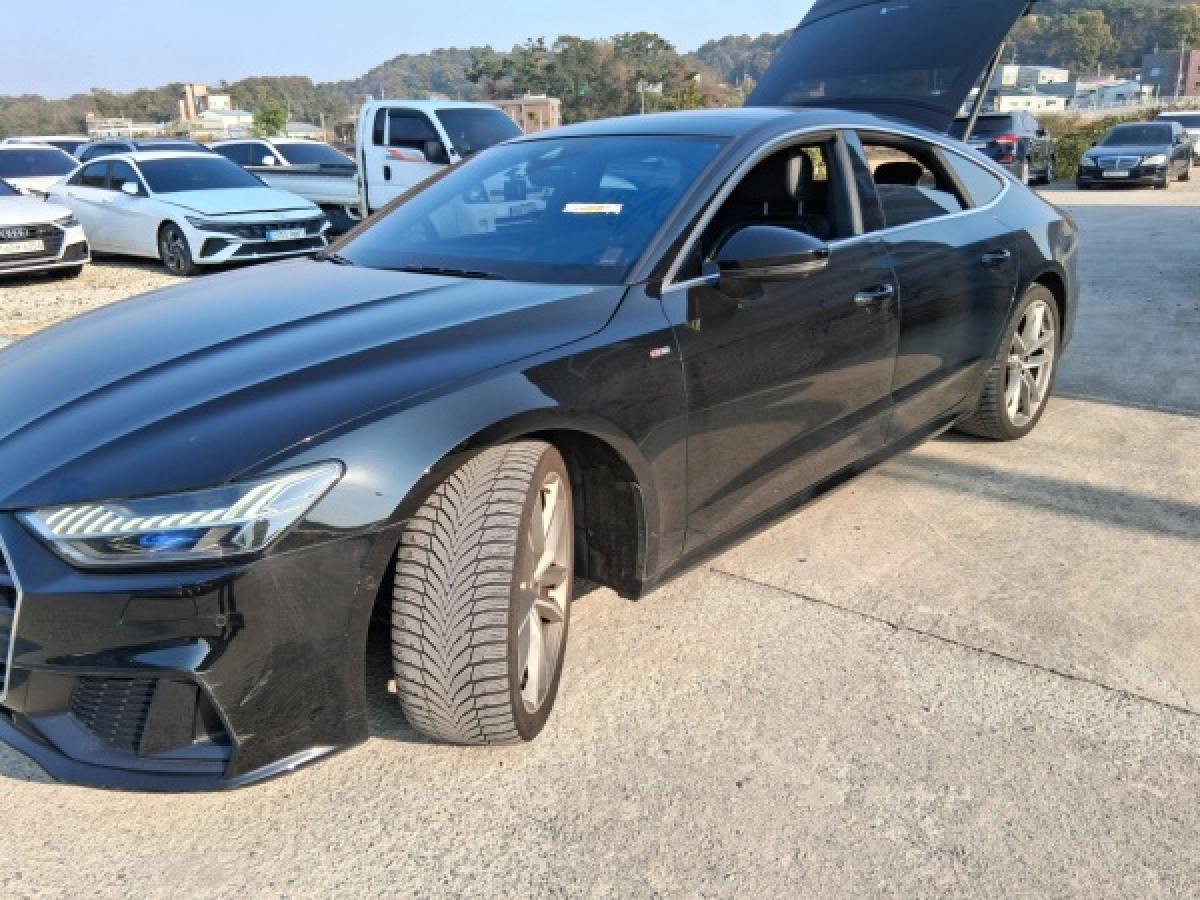 AUDI A7 4K