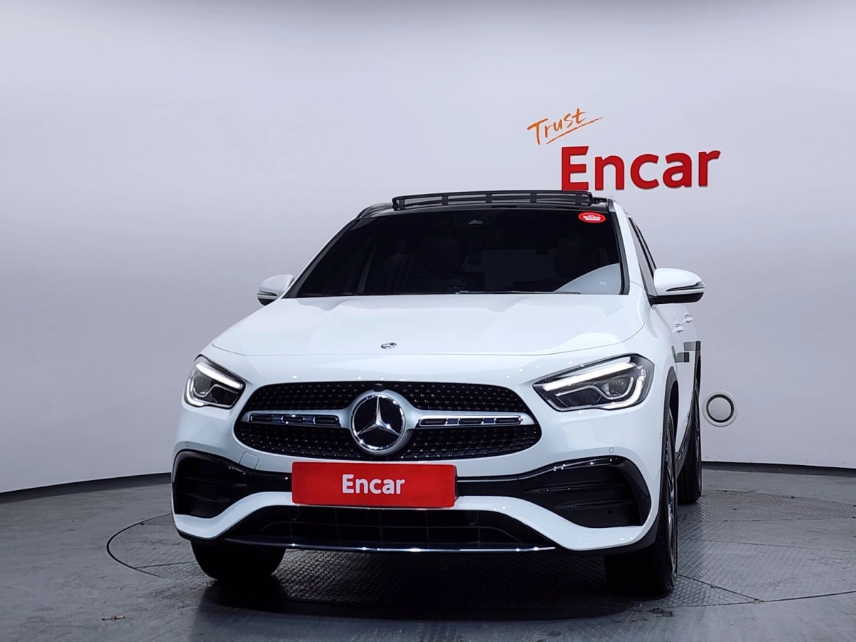 MERCEDES BENZ GLA-CLASS H247