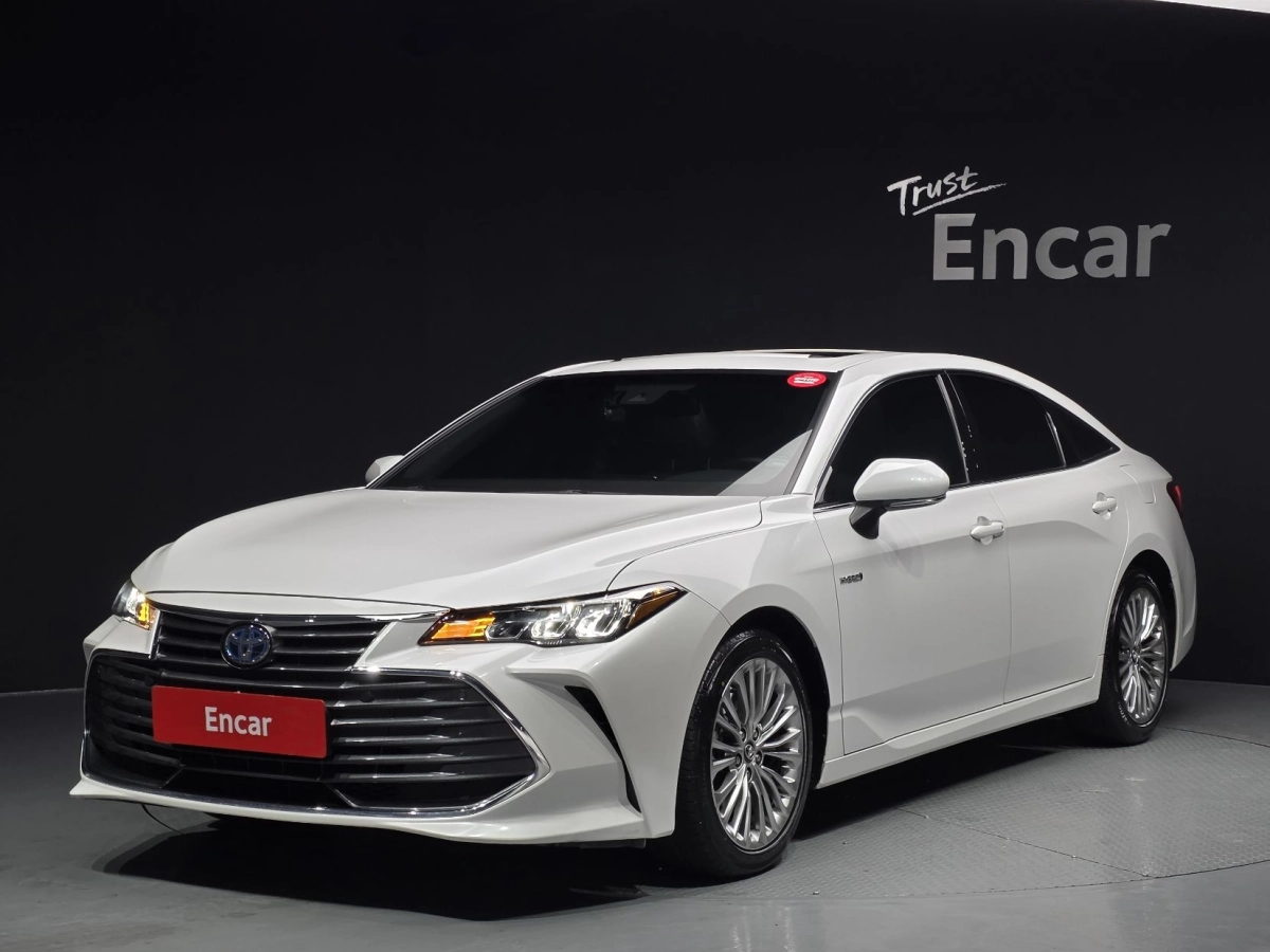 TOYOTA AVALON  2019