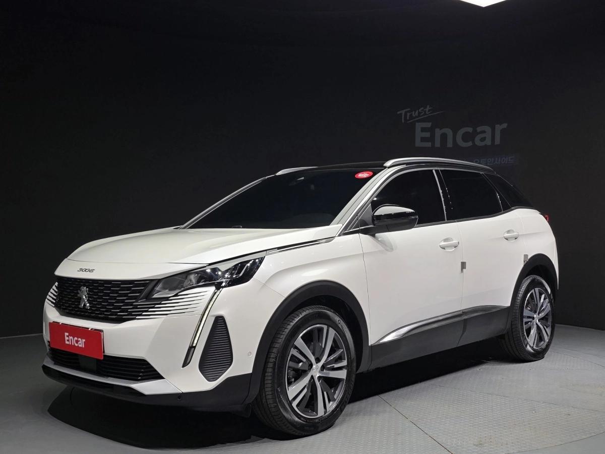 PEUGEOT 3008  2024