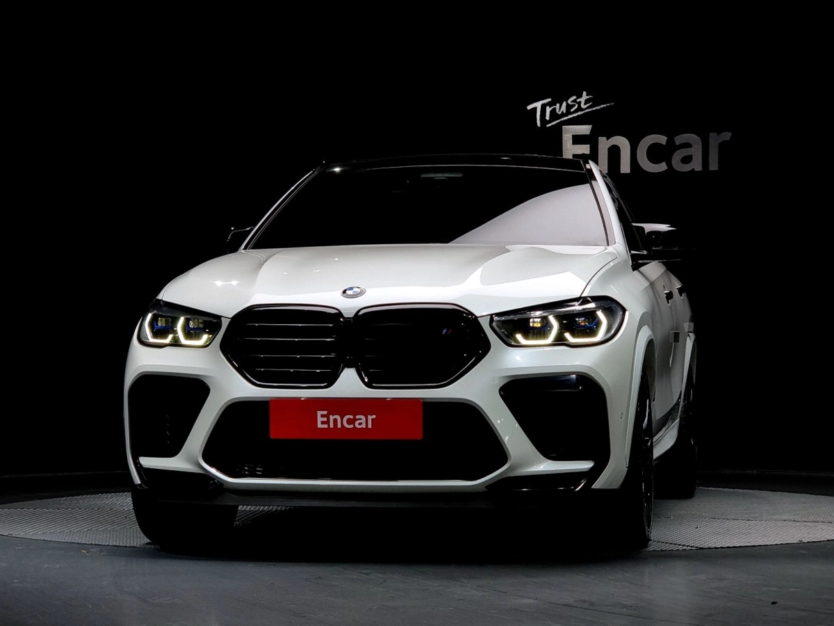 BMW X6M G06