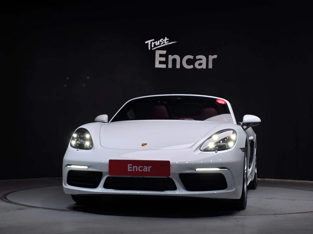 PORSCHE 718 BOXSTER