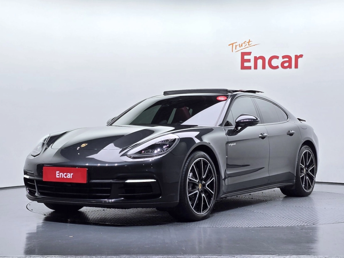 PORSCHE PANAMERA 971  2019