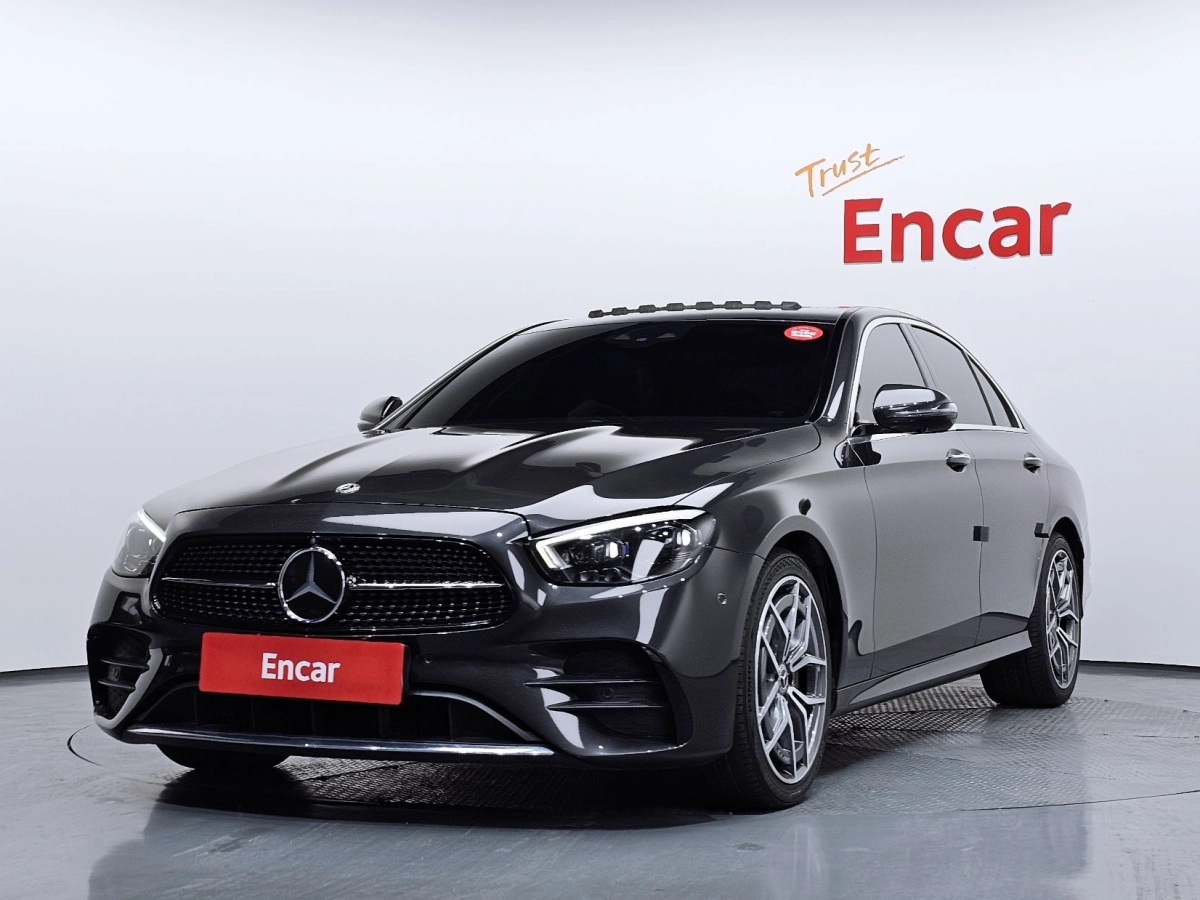 MERCEDES BENZ E-CLASS W213 2020