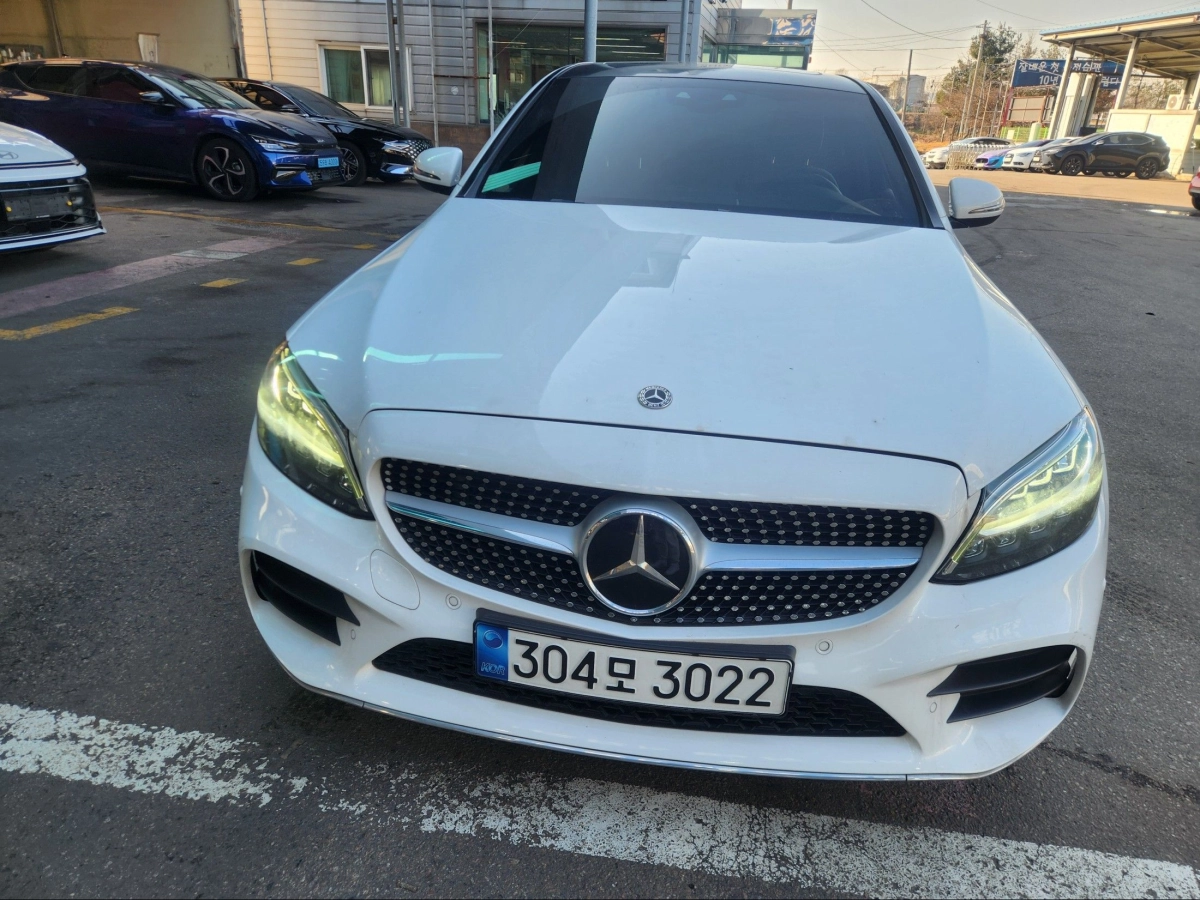 MERCEDES BENZ C-CLASS W205  2021