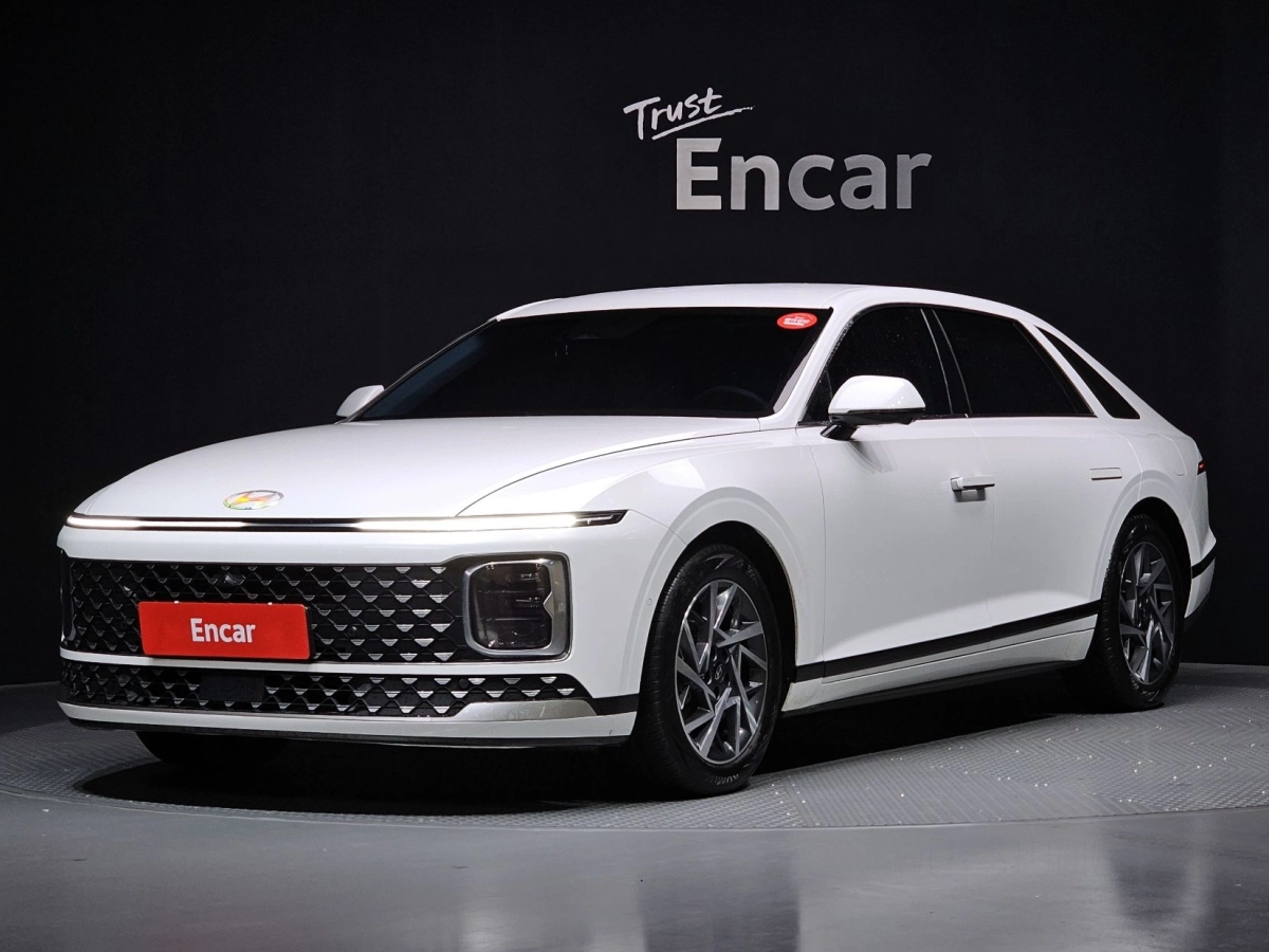 HYUNDAI GRANDEUR HYBRID GN7 2023