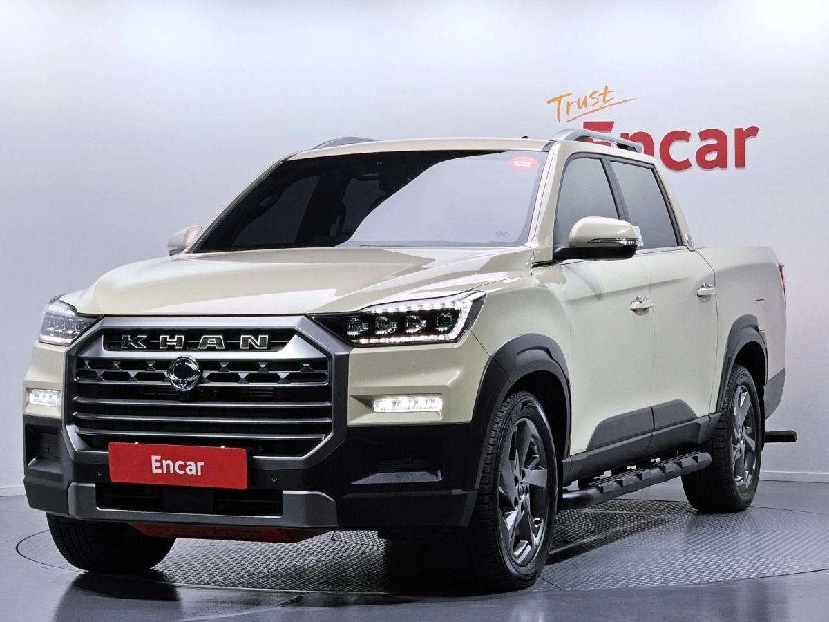 SSANGYONG REXTON SPORTS CAR