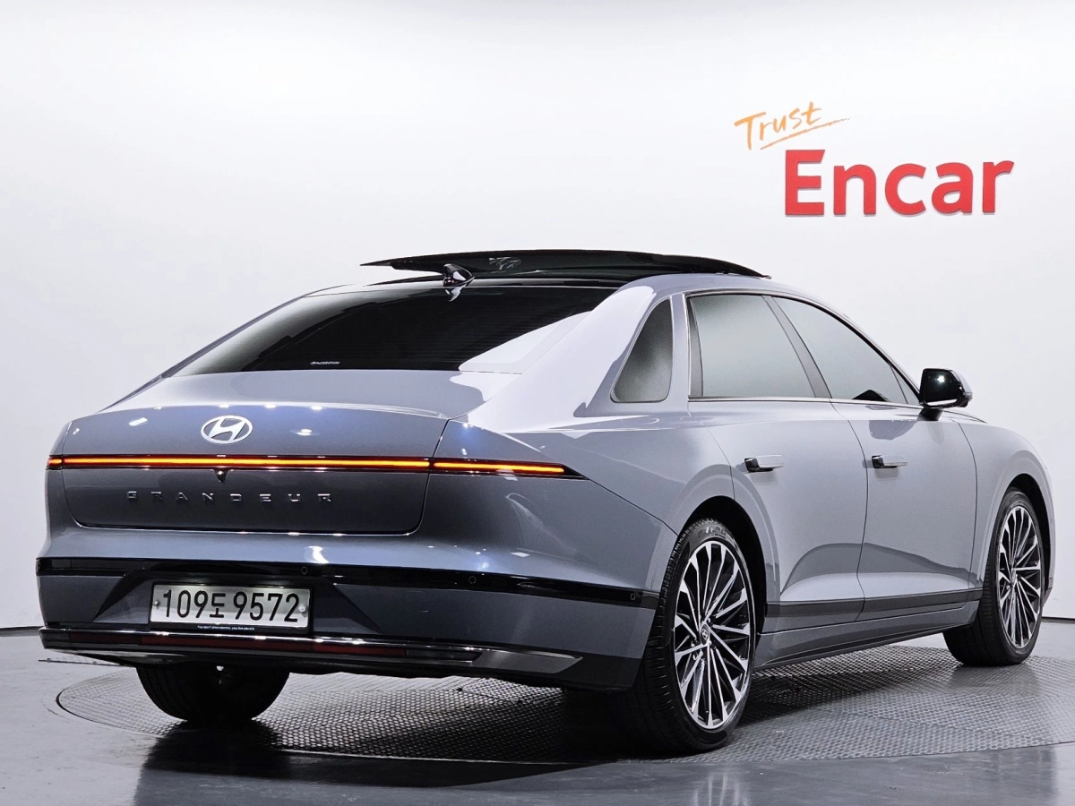 HYUNDAI GRANDEUR HYBRID GN7
