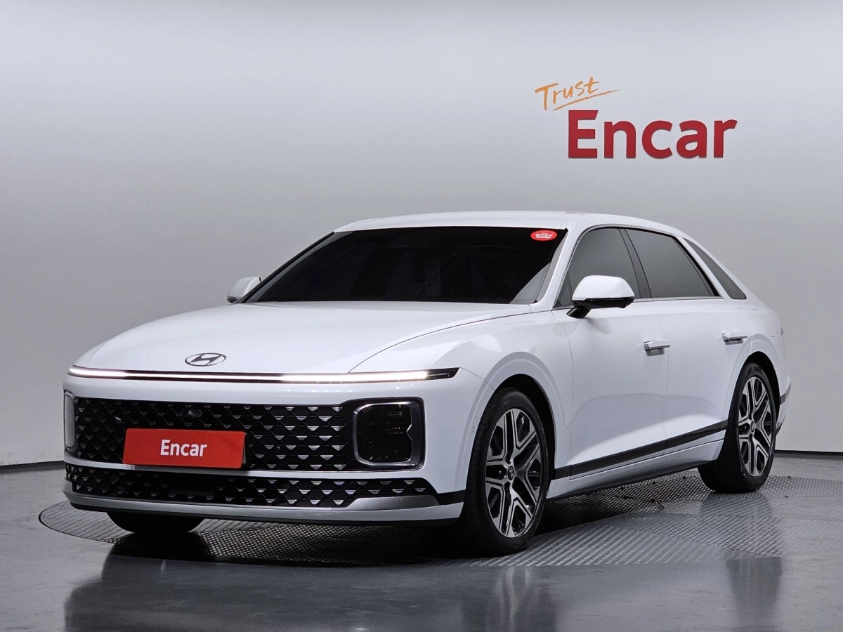 HYUNDAI GRANDEUR HYBRID GN7 2023