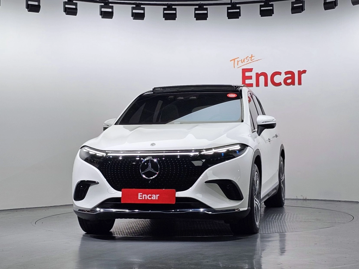 MERCEDES BENZ EQS SUV X296