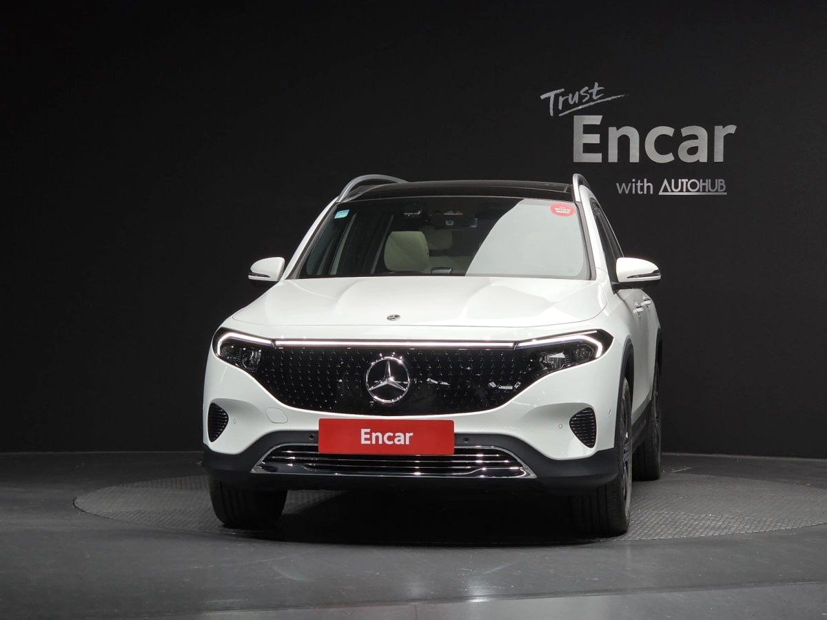 MERCEDES BENZ EQB X243