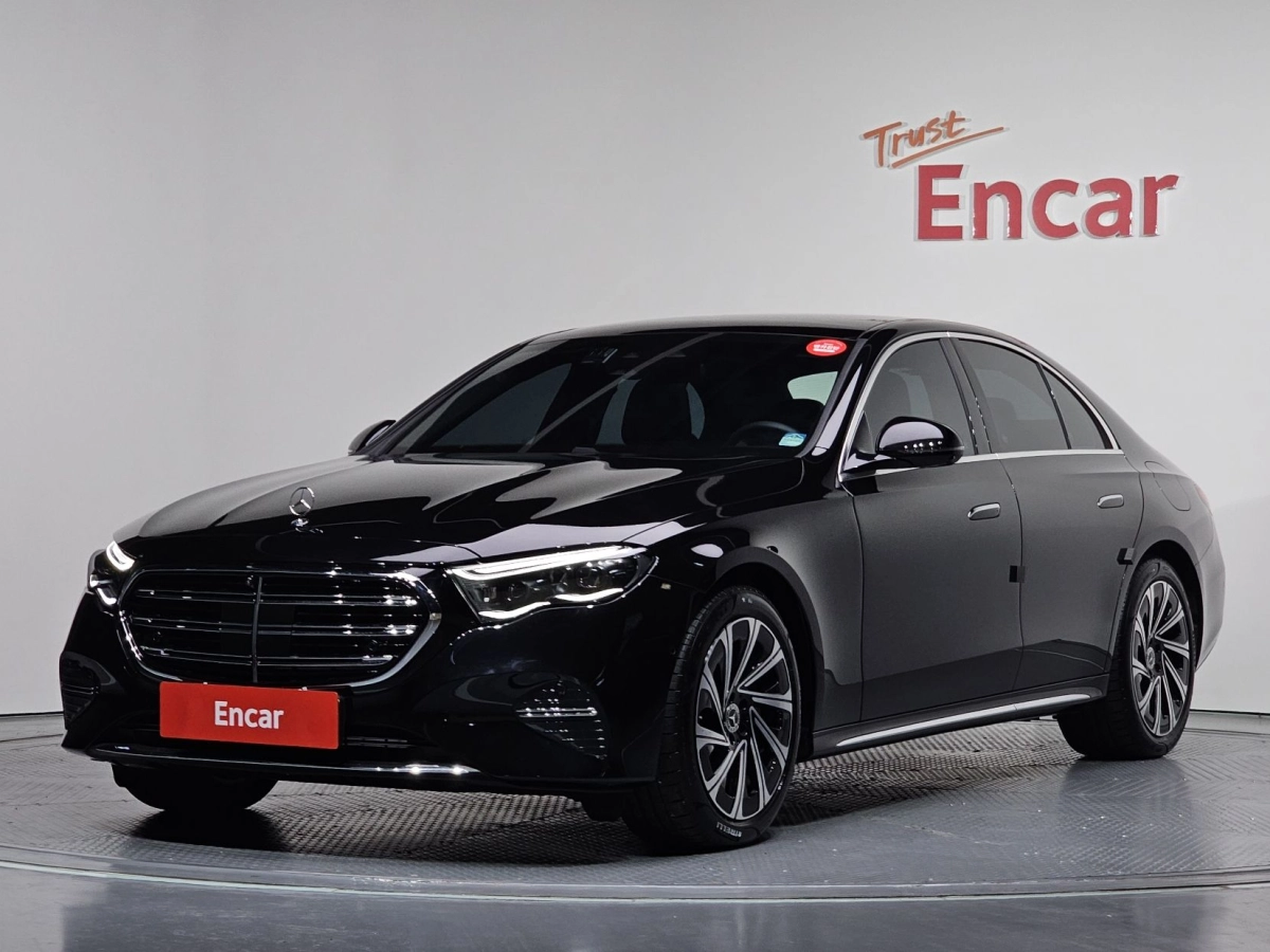 MERCEDES BENZ E-CLASS W214  2025