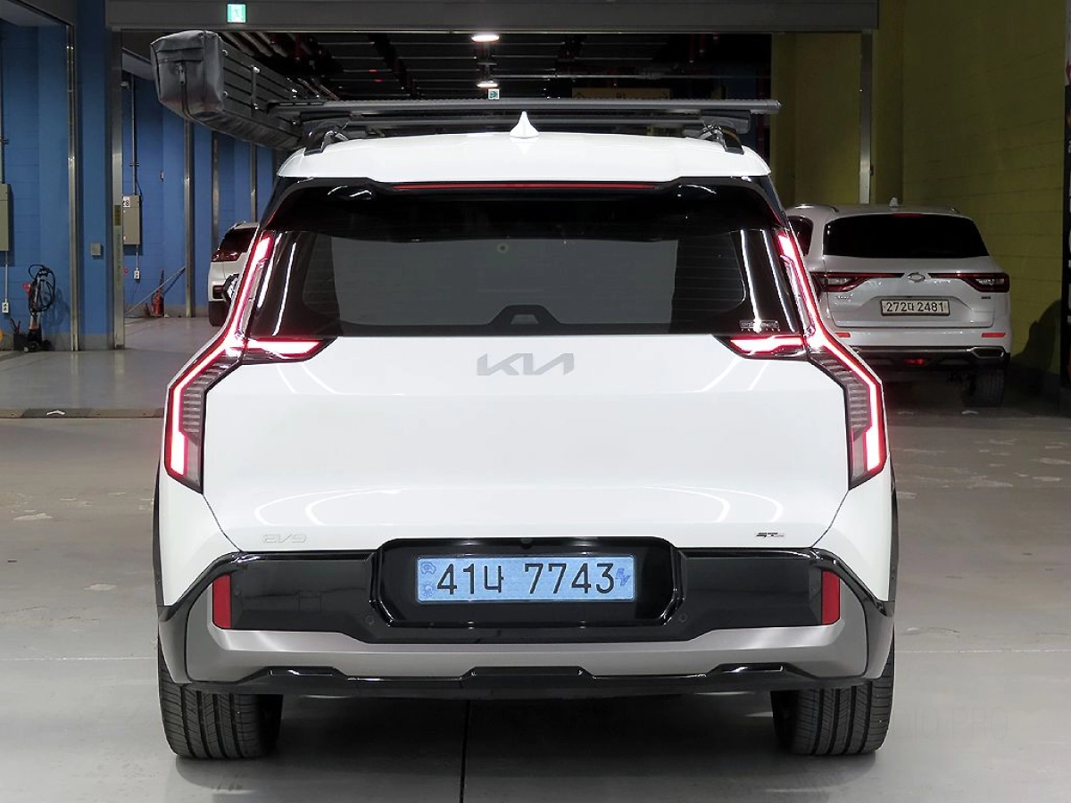 KIA EV9