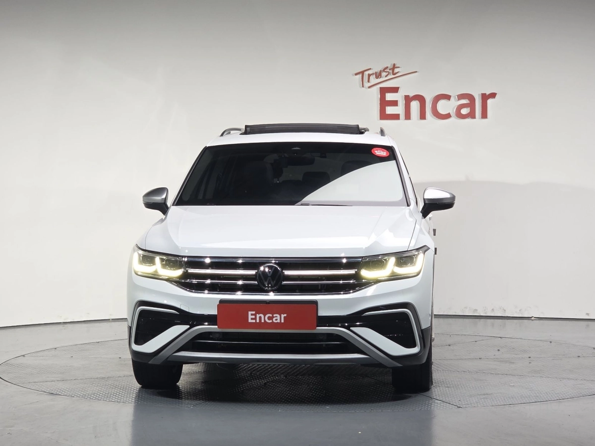 VOLKSWAGEN TIGUAN ALLSPACE