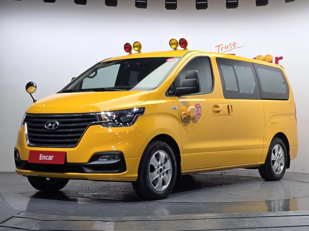 HYUNDAI STAREX GRAND