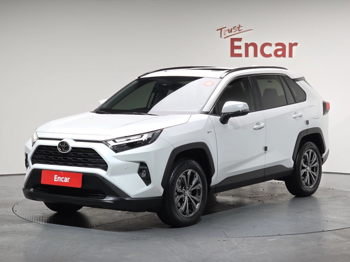TOYOTA RAV4  2025