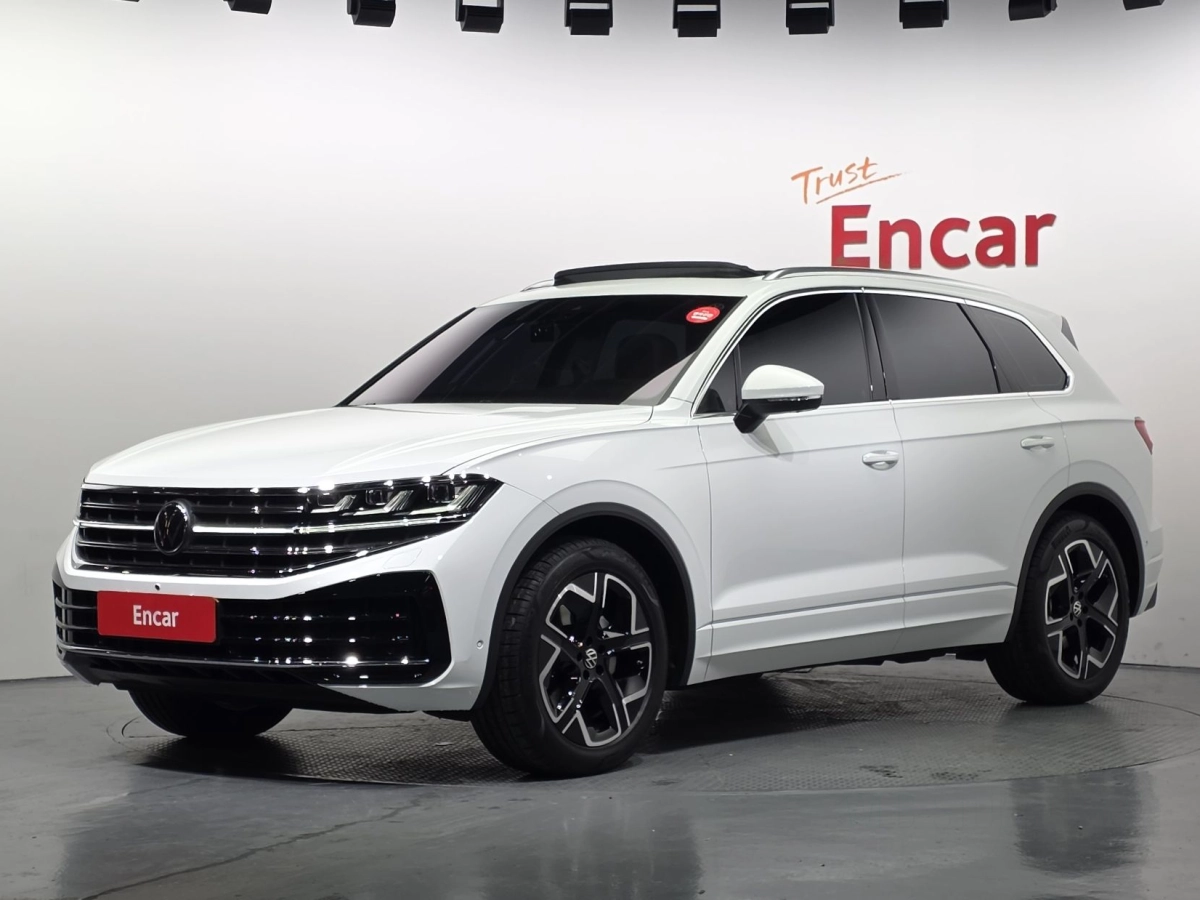 VOLKSWAGEN TOUAREG 2025